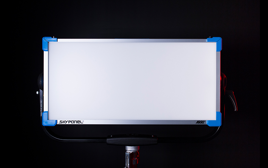 ARRI SkyPanel S60-C - 01