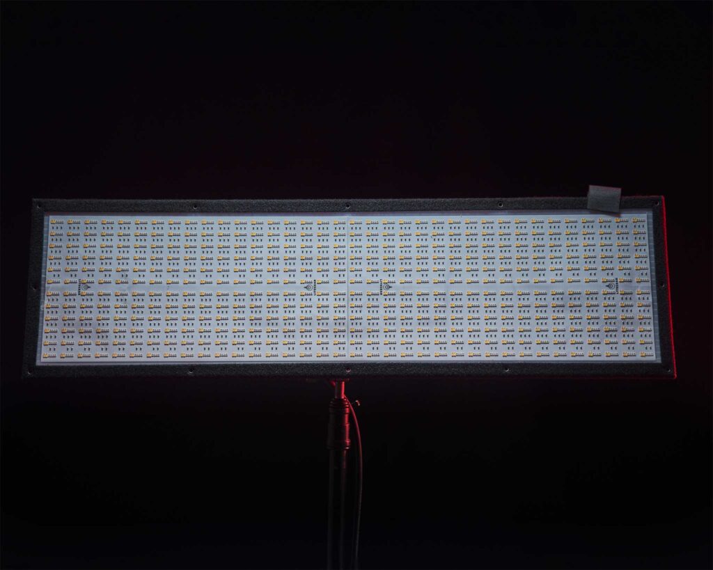 LiteMat Spectrum 2L Full RGB+W LED - 02