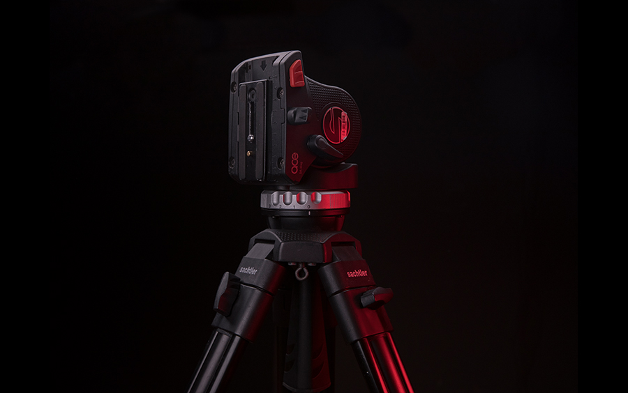 Sachtler Ace Tripod - 01