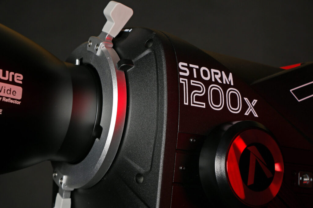 The Aputure STORM 1200x is a powerful 1200W dual-color point-source LED fixture, built for professional productions that demand precise color control, high output, and rugged reliability.